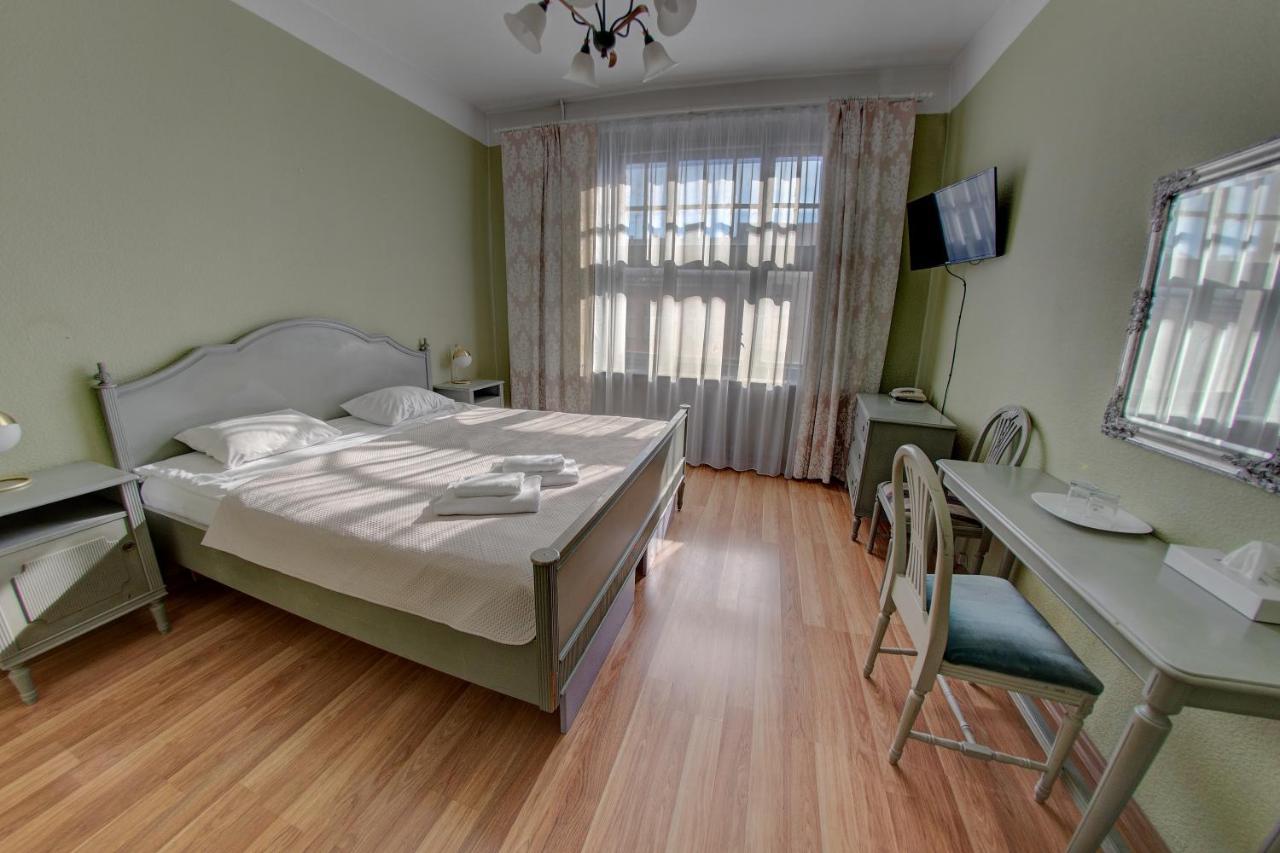 Viktorija Hotel Riga Ngoại thất bức ảnh