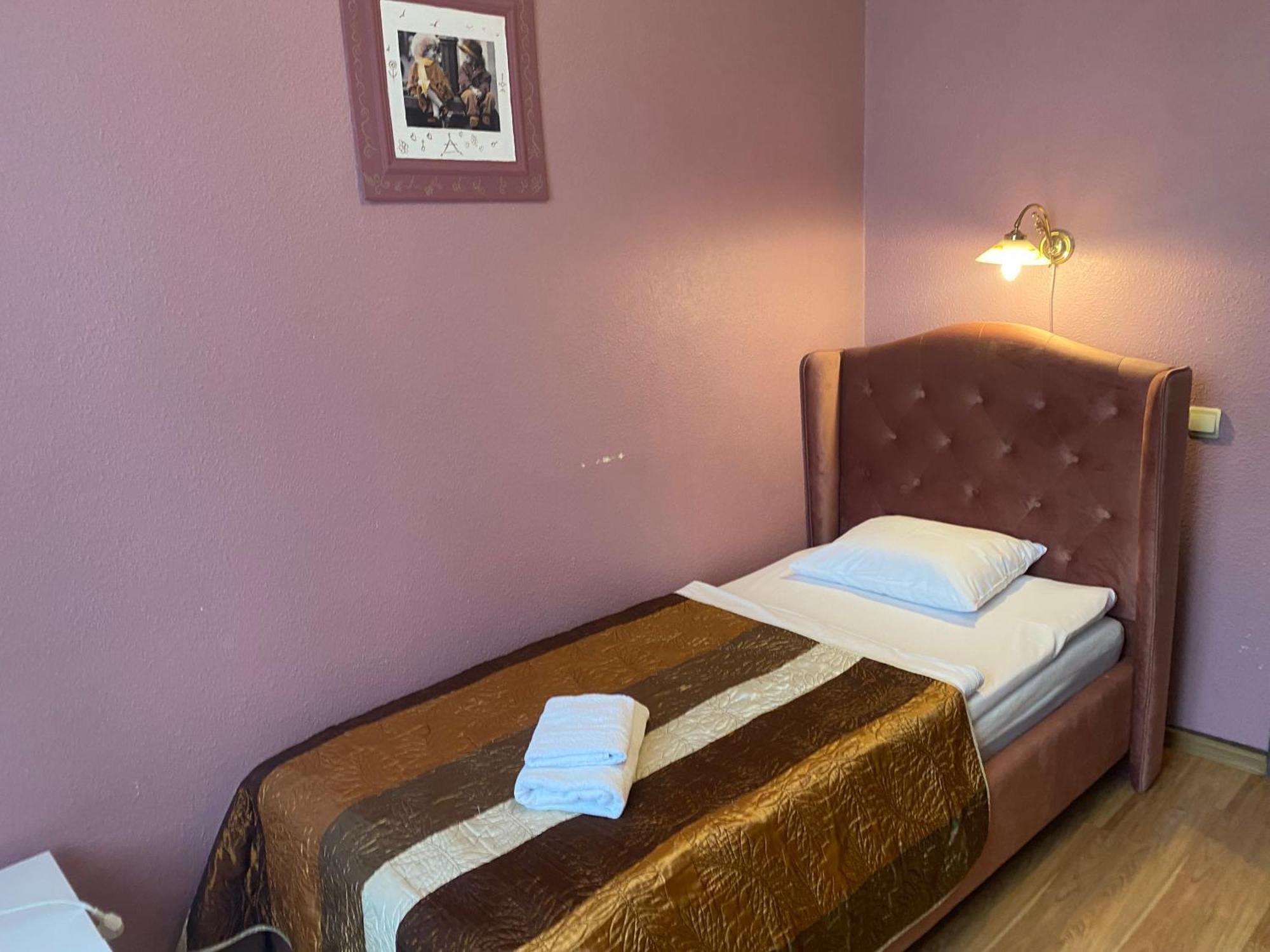 Viktorija Hotel Riga Ngoại thất bức ảnh