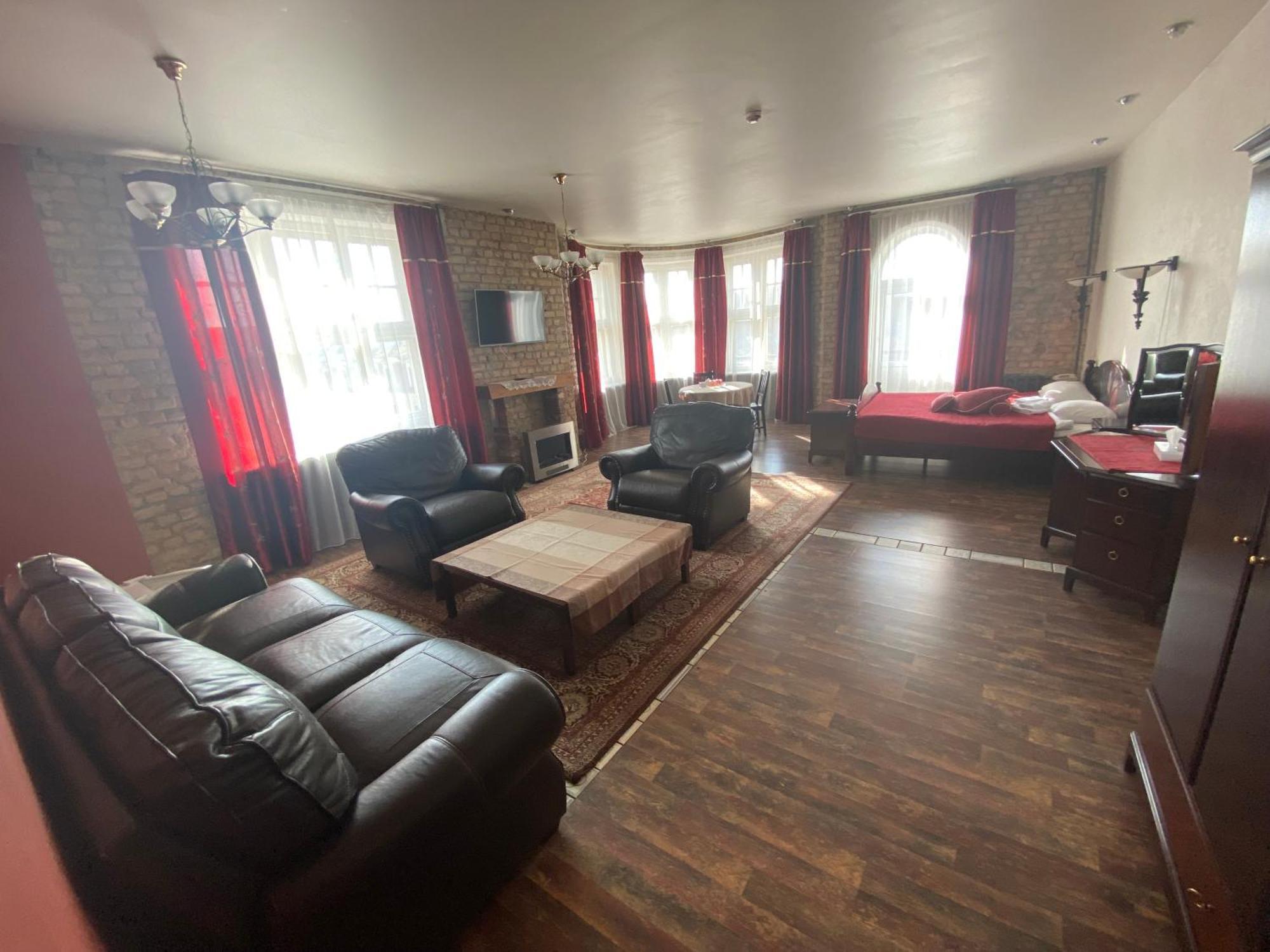 Viktorija Hotel Riga Ngoại thất bức ảnh