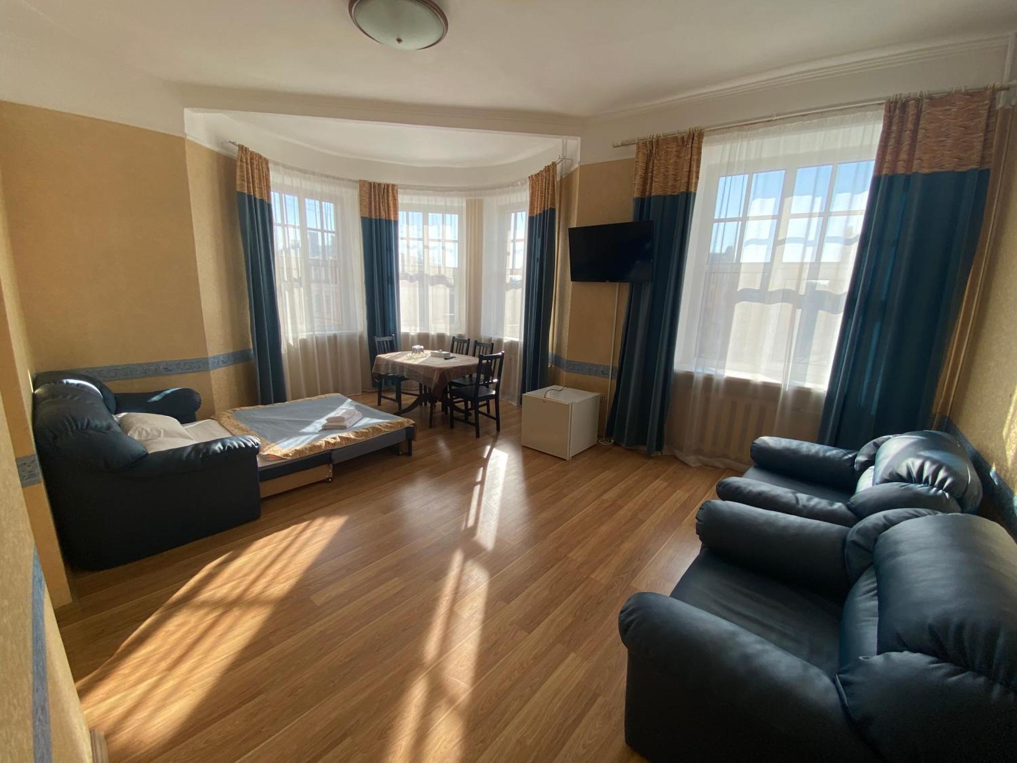 Viktorija Hotel Riga Ngoại thất bức ảnh