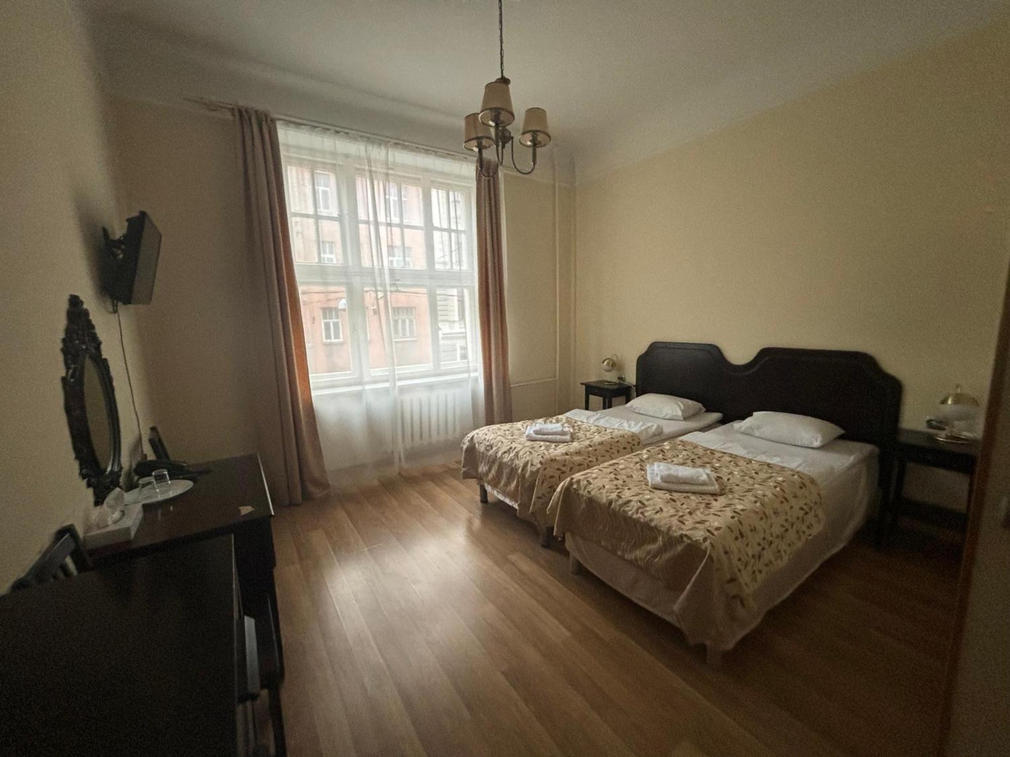 Viktorija Hotel Riga Ngoại thất bức ảnh