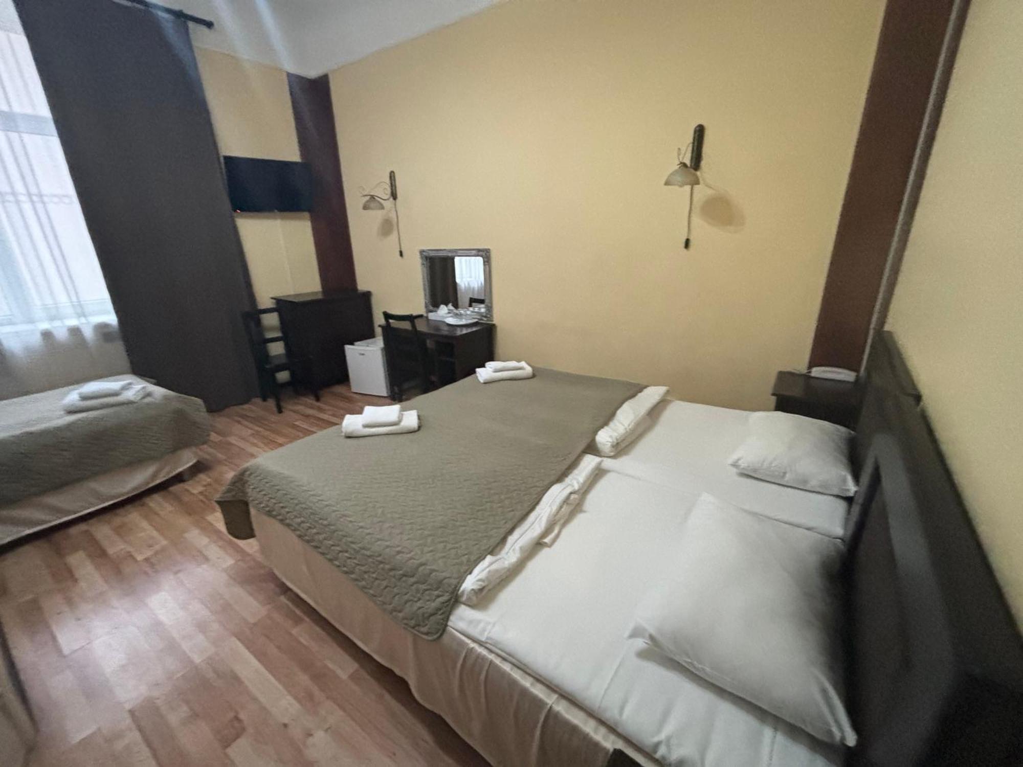 Viktorija Hotel Riga Ngoại thất bức ảnh